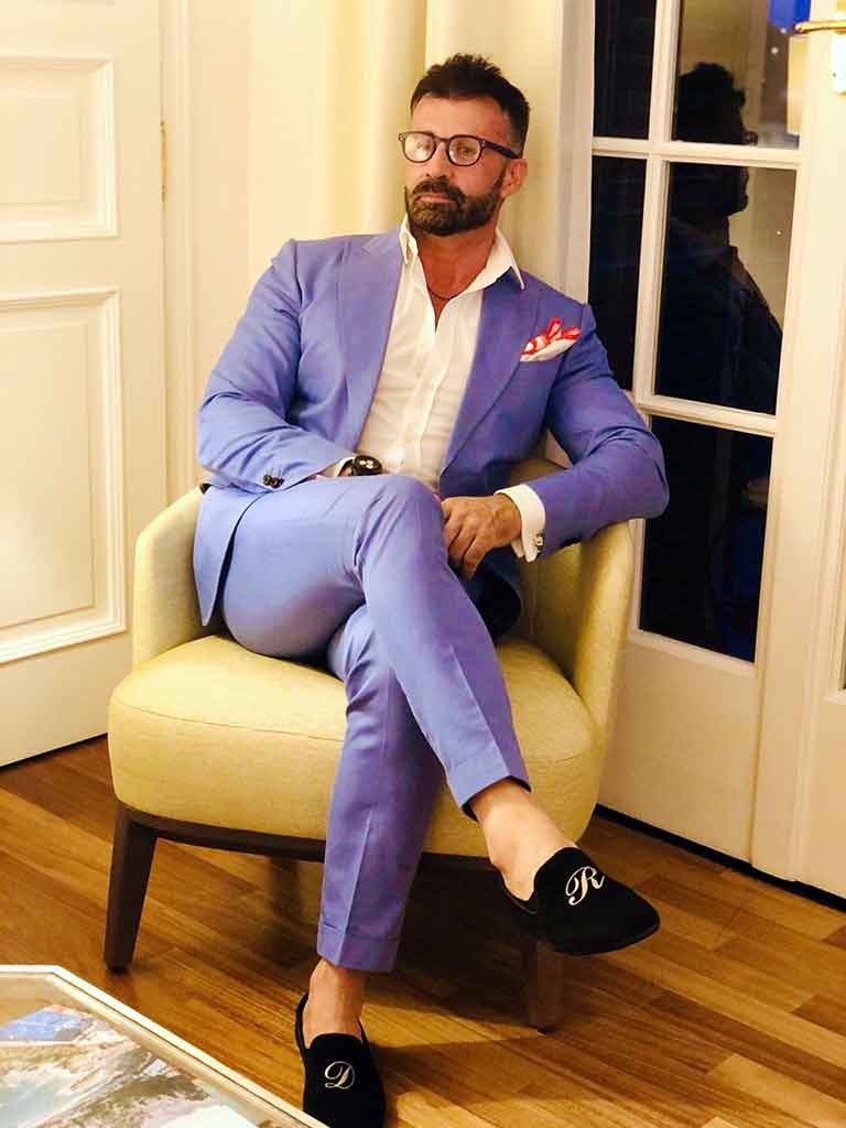 Gigolo per signore mature: un servizio per una clientela variegata